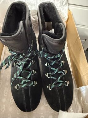 UGG Black Lace-Up Women's Boots